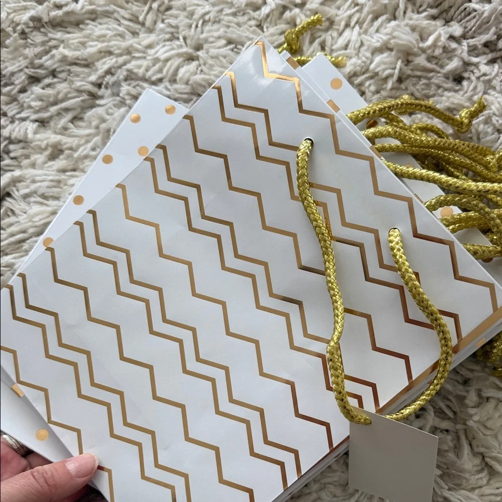 Gift Packaging Set - Everything in the pictures